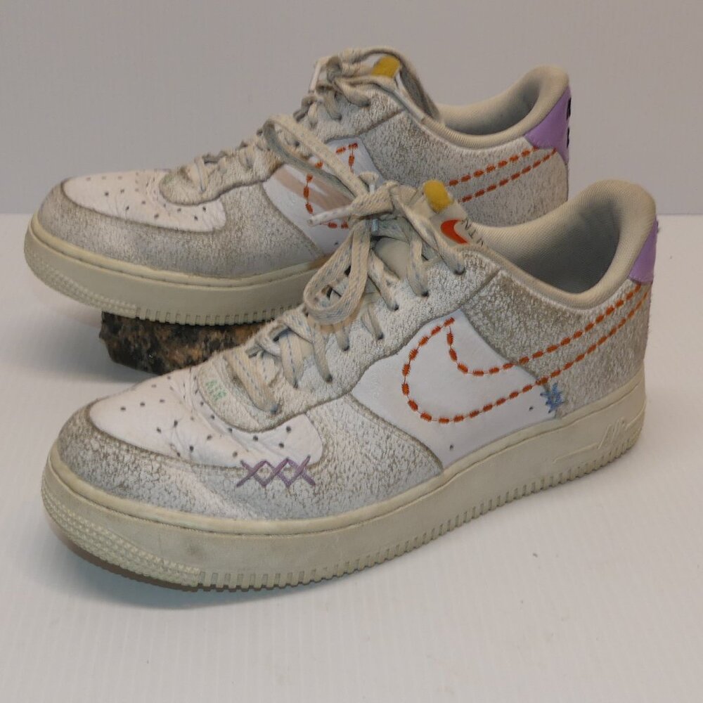 Women's Size 9.5 - Nike Air Force 1 '07 SE 101 W stitched low top